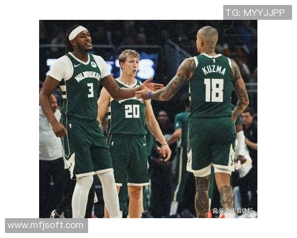 129-116！活塞12连胜送雄鹿4连败，康宁汉姆逼近三双，距队史纪录一步之遥