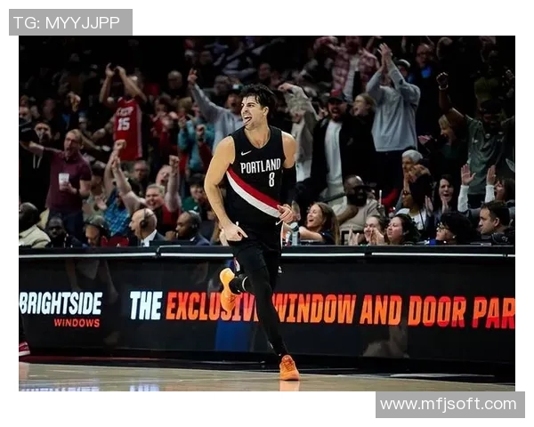 开拓者vs勇士首发出炉：乐福顶替阿夫迪亚 库追巴三人领衔出战